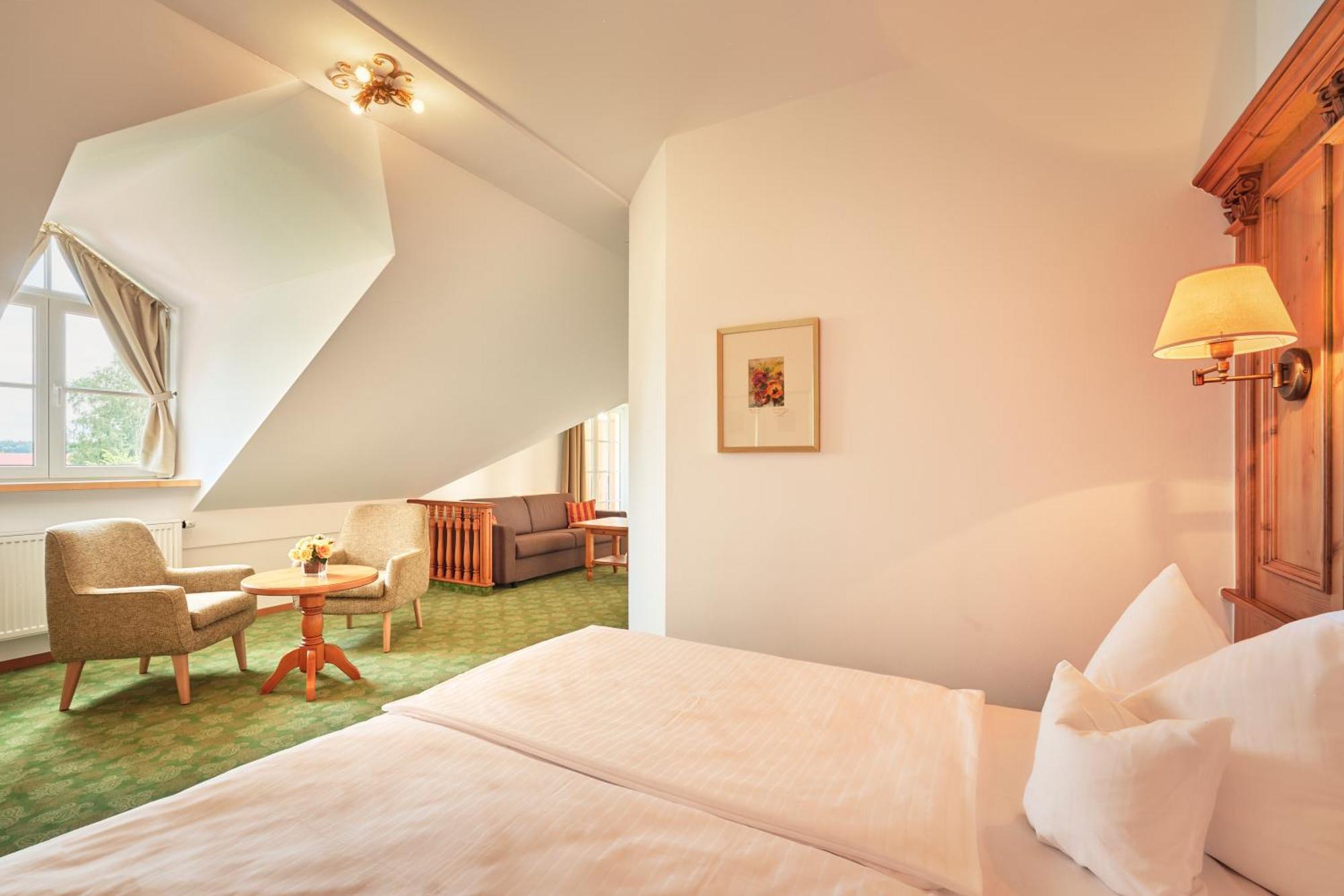 Glasl'S Landhotel Zorneding Zewnętrze zdjęcie
